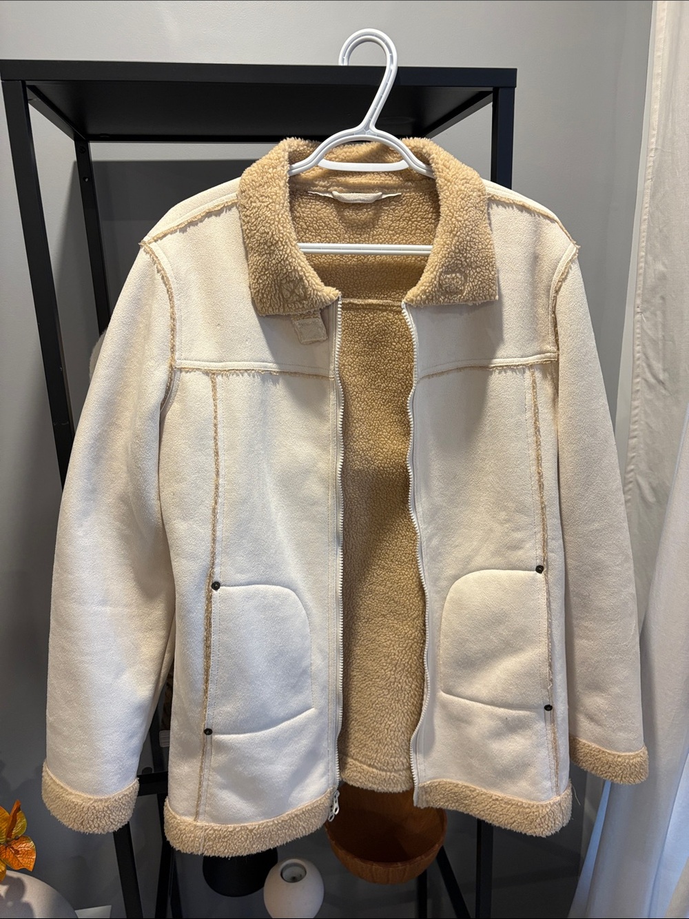 110 Woman’s Cream Sherpa-Lined Jacket